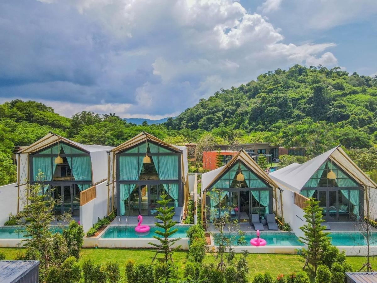 The X10 Private Pool Khaoyai Sha Certified เขาใหญ่ *