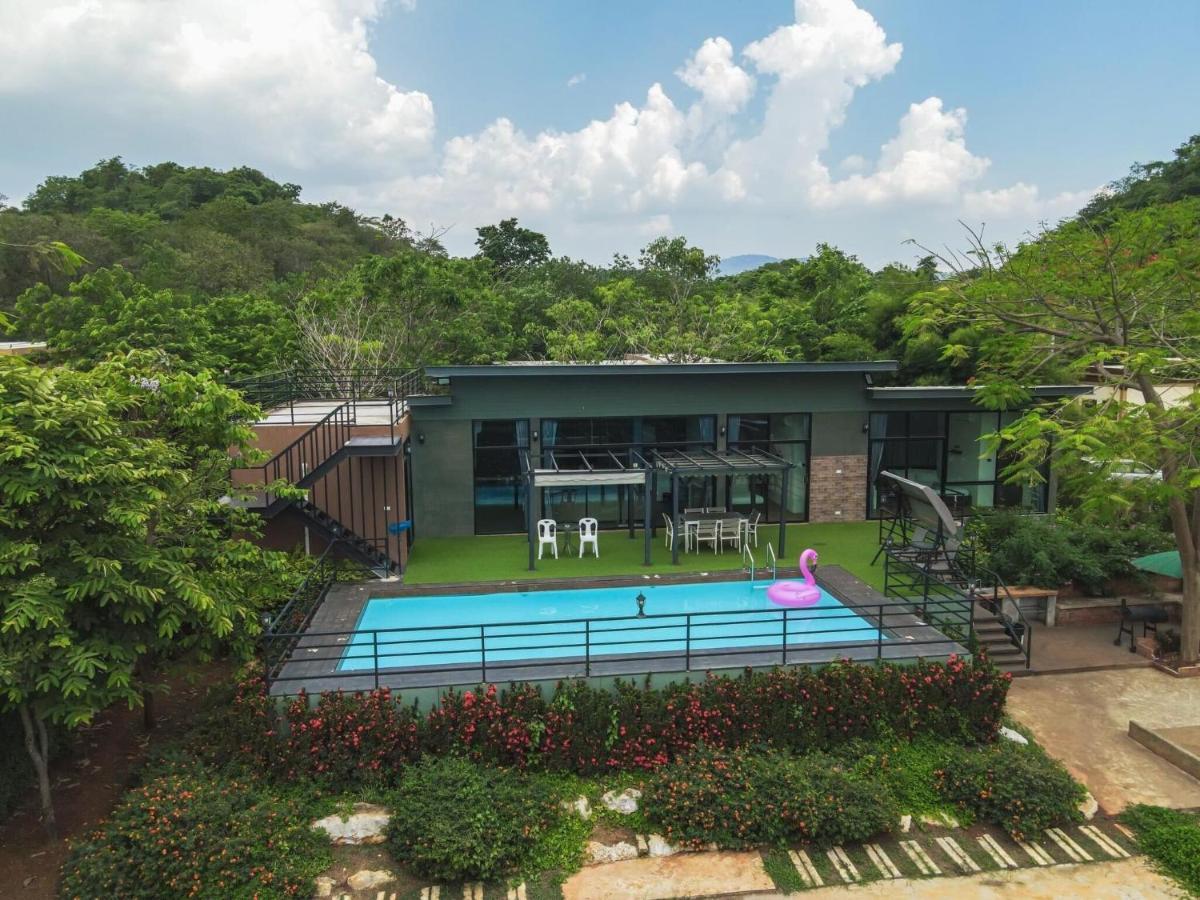 The X10 Private Pool Khaoyai Sha Certified เขาใหญ่